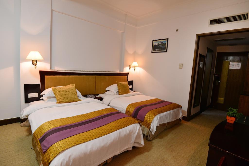 Baodao Exhibition Center Hotel Wuyishan  Zimmer foto