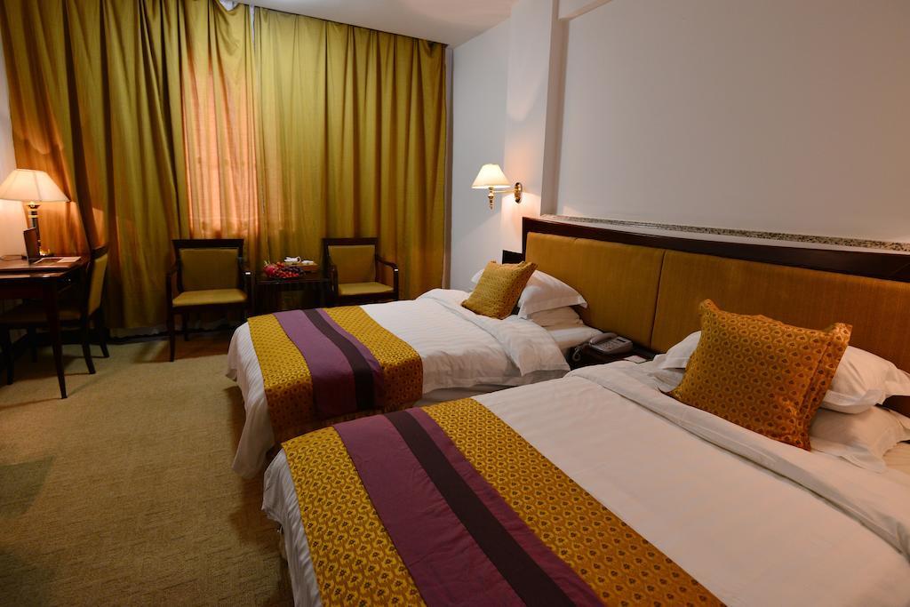 Baodao Exhibition Center Hotel Wuyishan  Zimmer foto